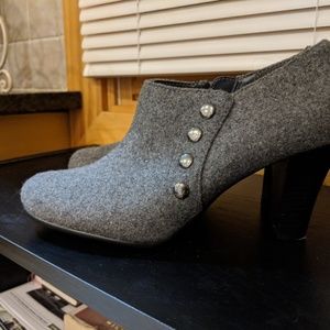 Aerosoles booties